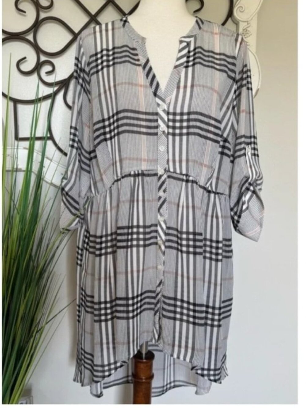 TORRID Size 1X High Low Tunic